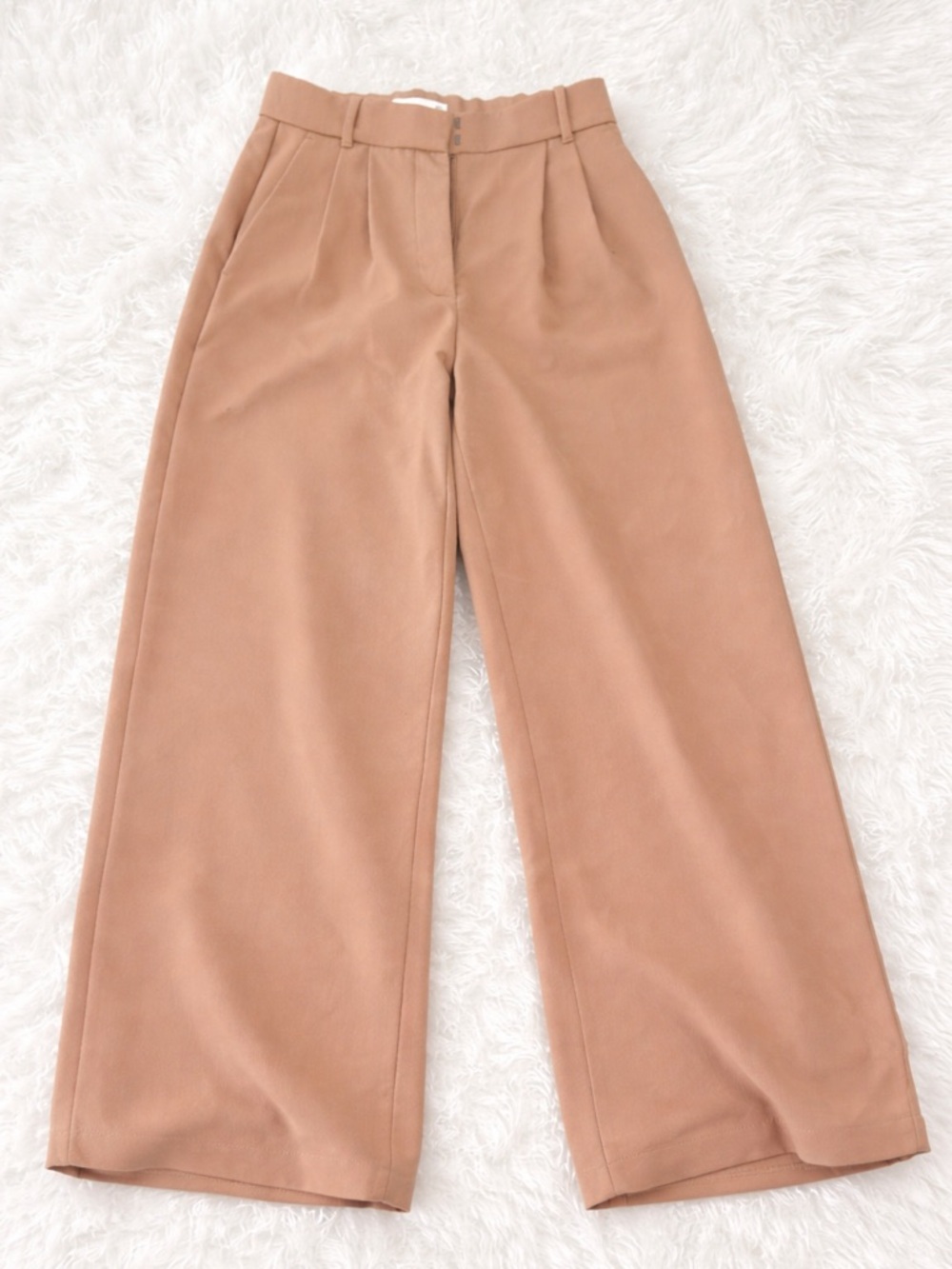 Abercrombie & Fitch Wide-Leg Cropped Pants in Camel